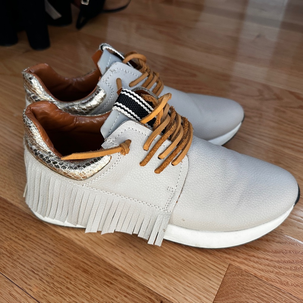 ShuShop Sneakers